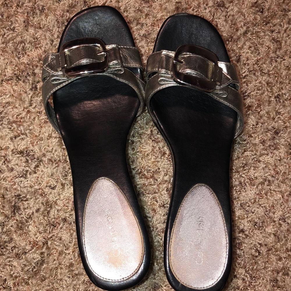 Calvin Klein Yarah ATQ MTLC GNAPP Wedges